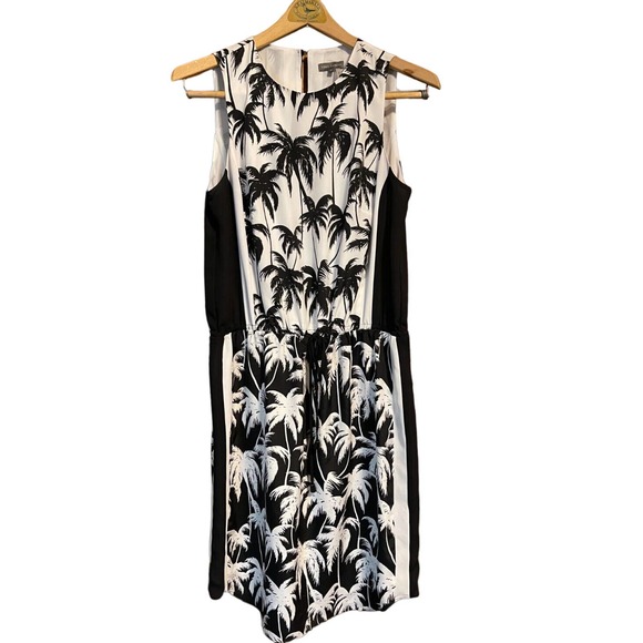 Vince Camuto Dresses & Skirts - Vince Camuto Womens Shift Dress Size 6 Oasis Palm Trees Drawstring Black & White